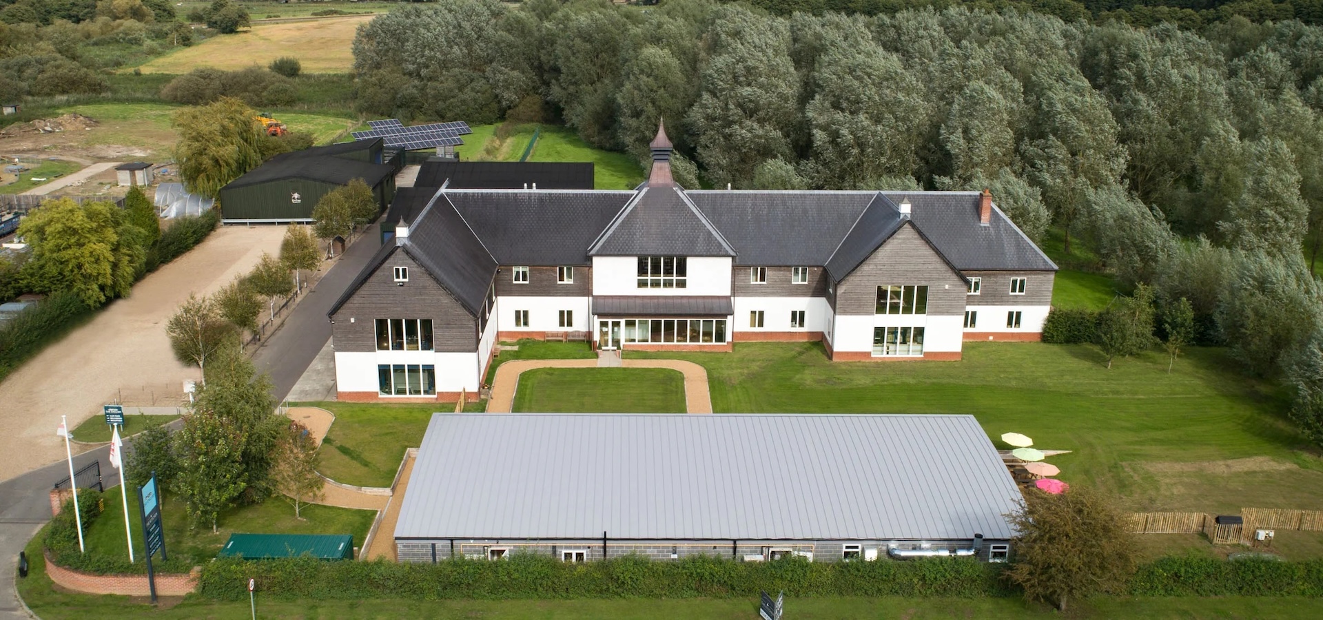 BLN December networking at the English Distillery