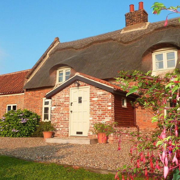 quaint norfolk holiday cottage